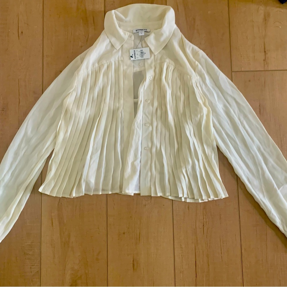 Brand new cropped blouse express